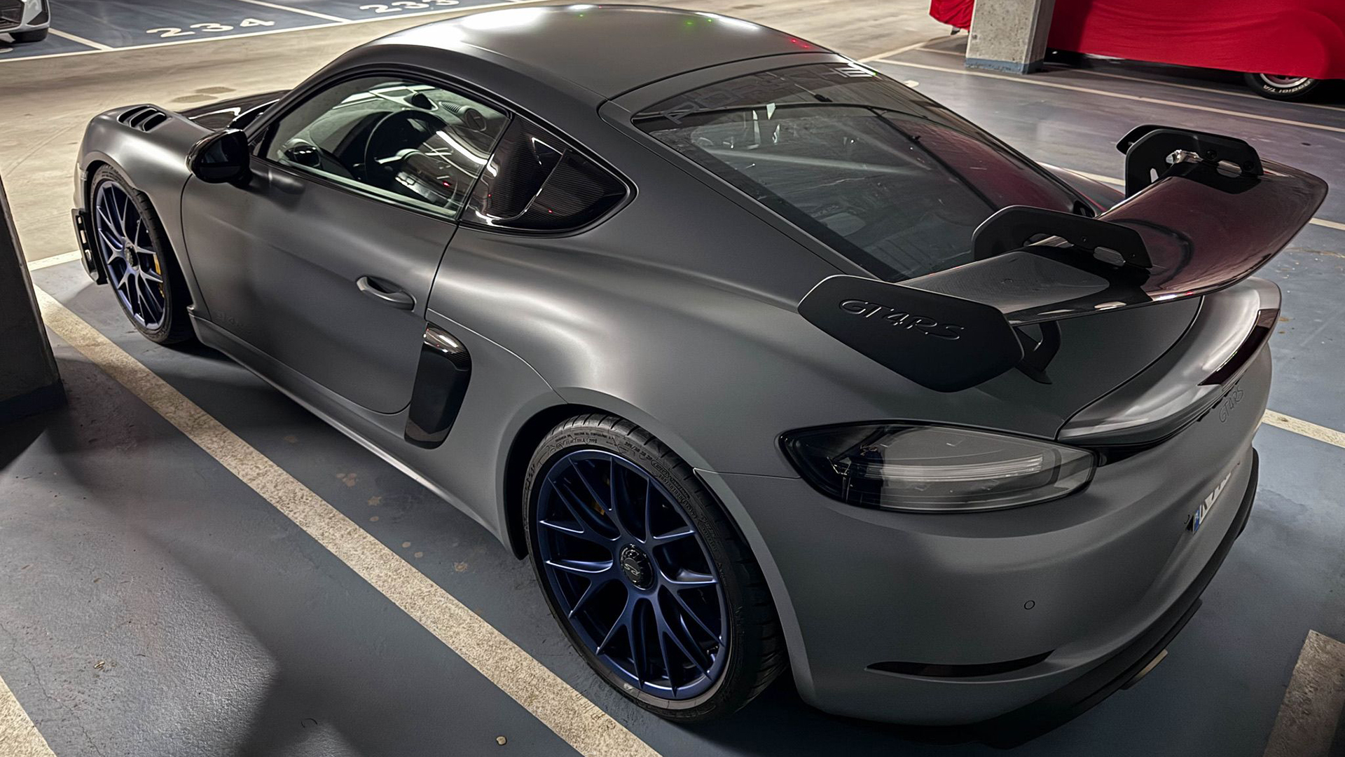 porshe-gt4rs-update-8.jpg